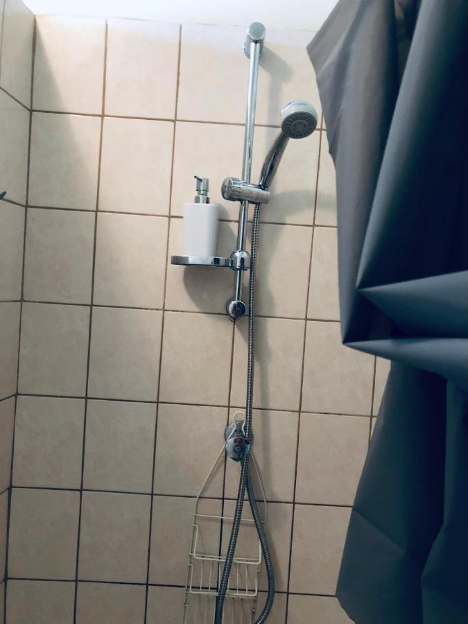 ホテル Bon Bini Kokolishi ウィレムスタッド エクステリア 写真